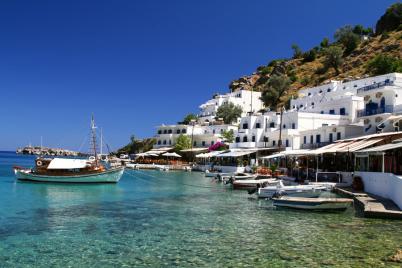 island hopping around greece 