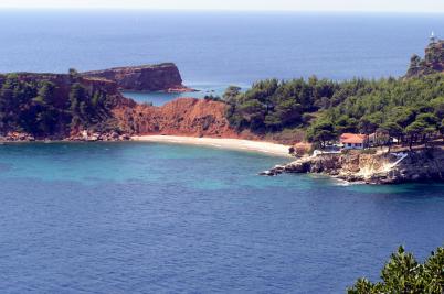 travel to alonissos 