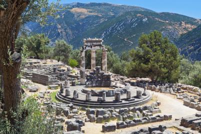 travel to delphi 