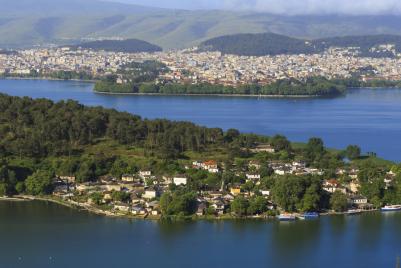 travel to ioannina 