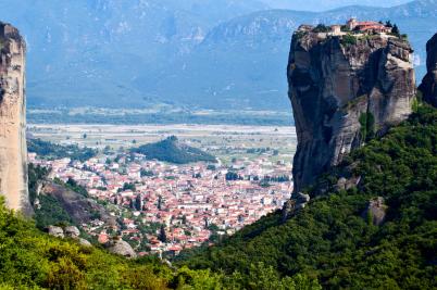 travel to meteora 