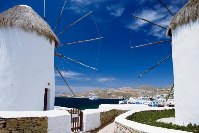 travel to mykonos 