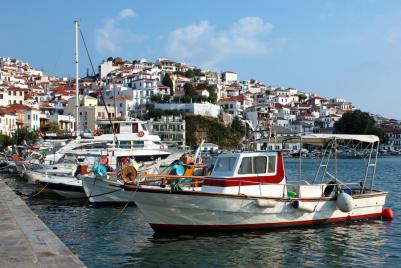 travel to skopelos 