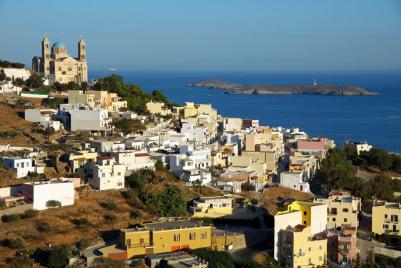 travel to syros 